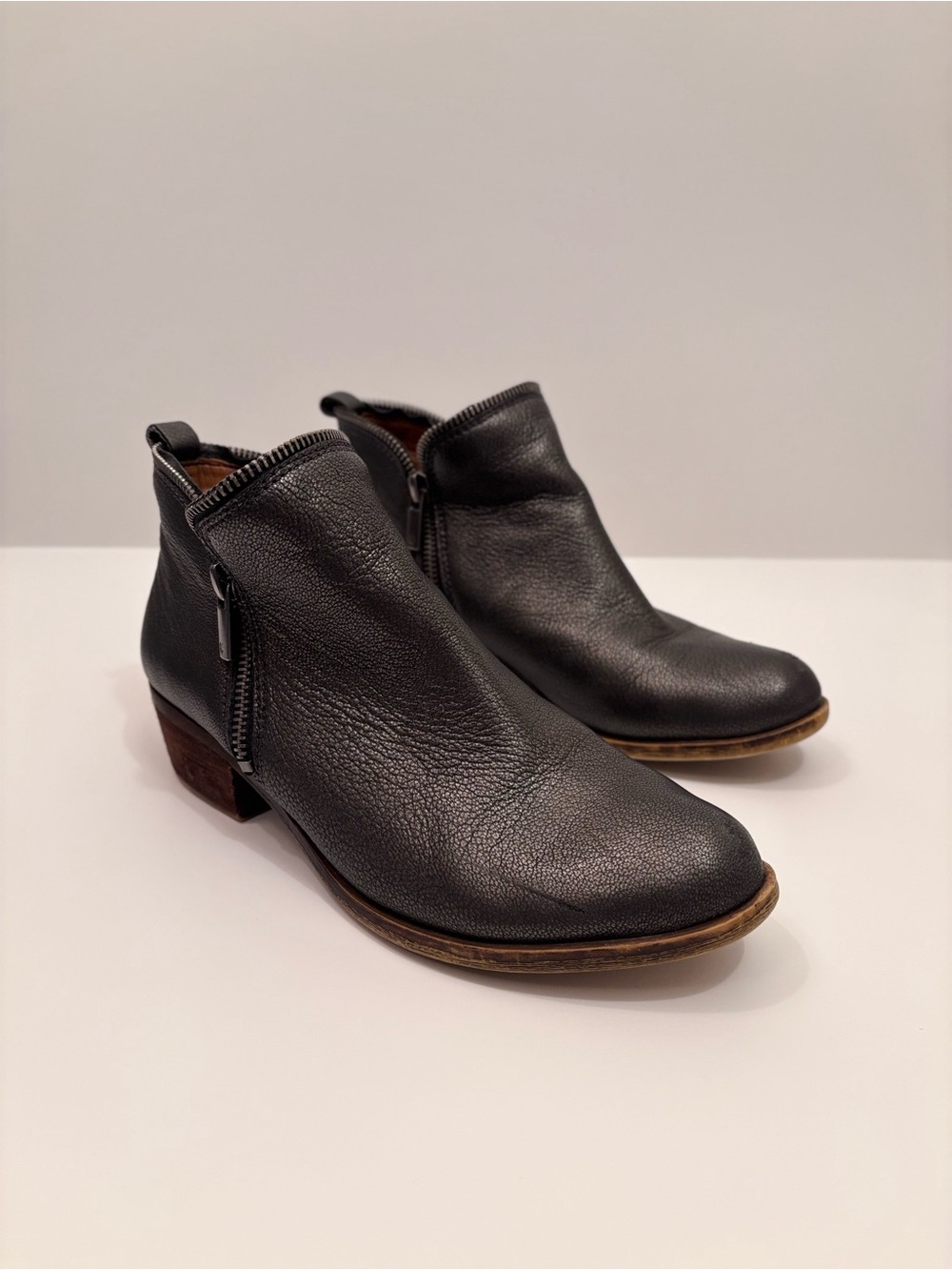 Lucky Brand Metallic Pewter Leather Zip Ankle Boots
